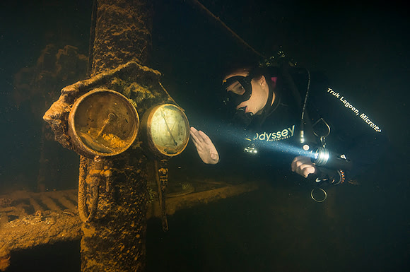 Gauges - Unkai Maru